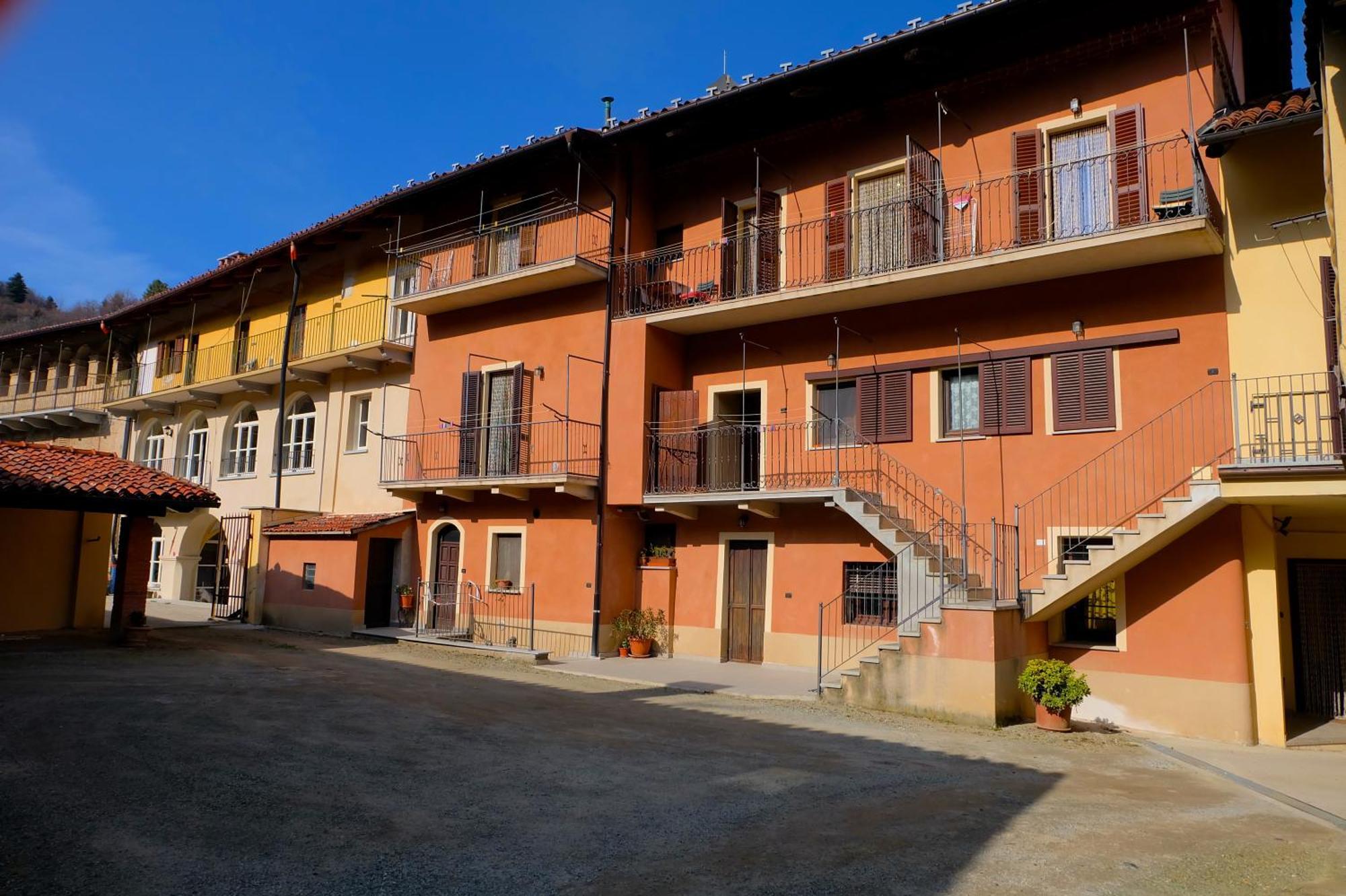 La Ghiacciaia Aparthotel Verzuolo Εξωτερικό φωτογραφία